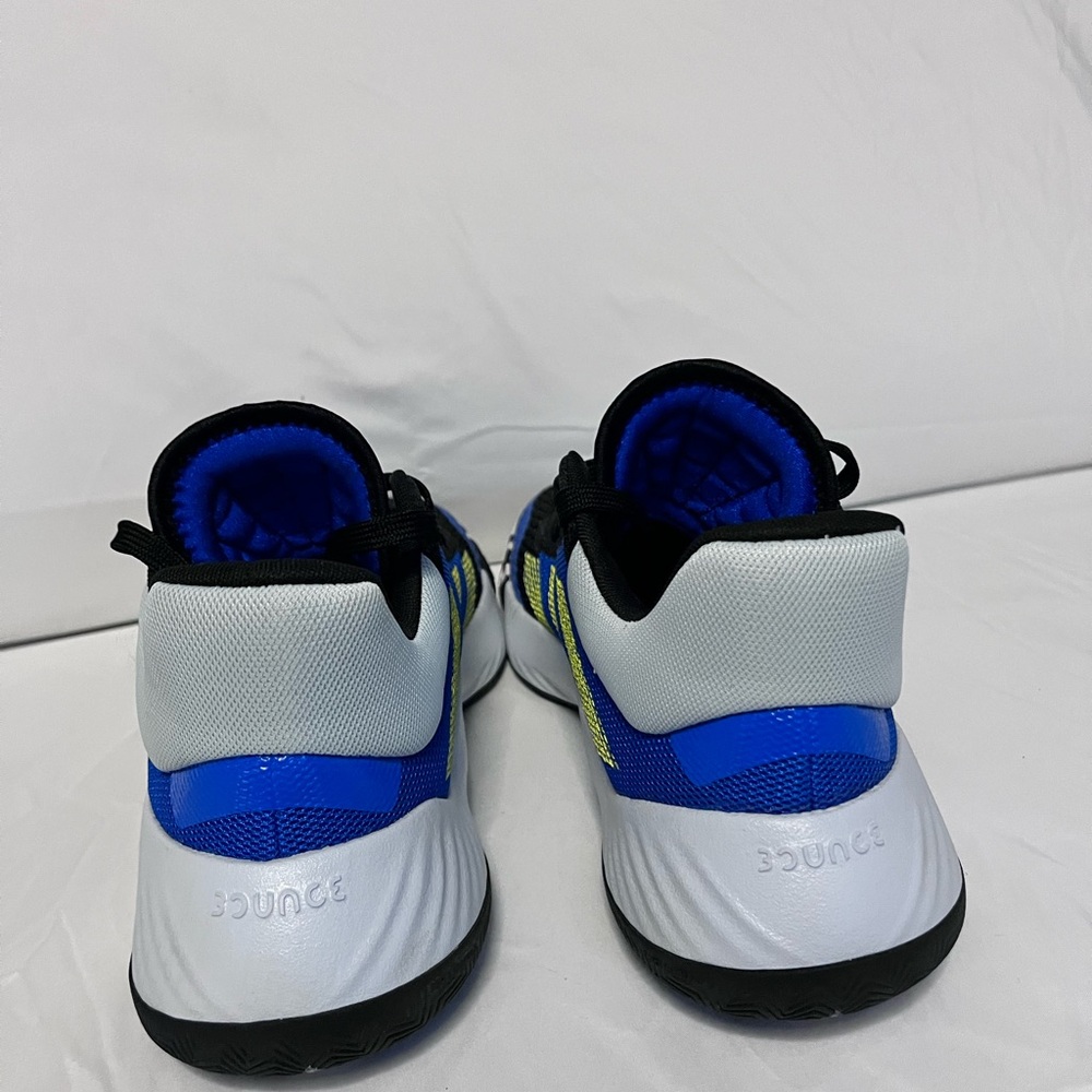 Adidas D.O.N. Issue #1 **RARE ** - Picture 3 of 4